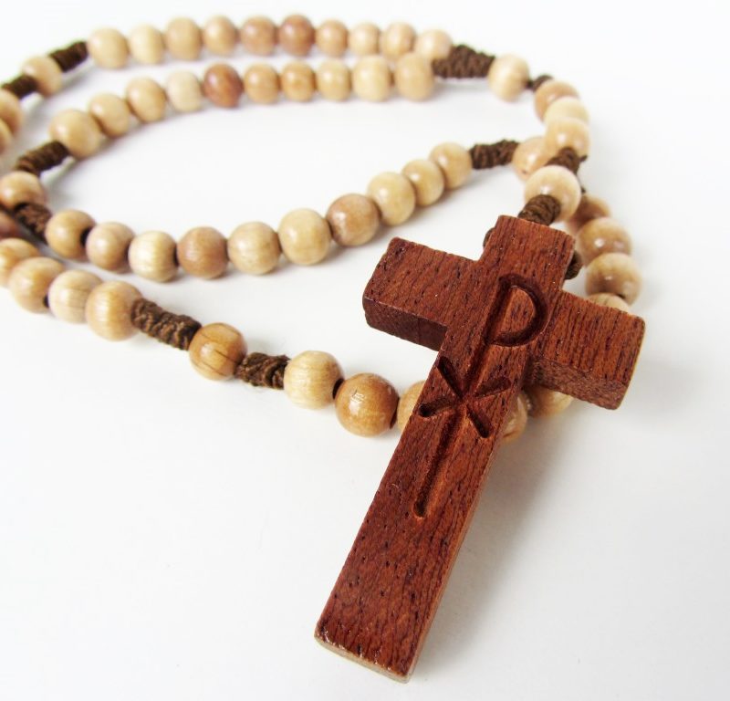 Geschenk zur Erstkommunion und Taufe. Handgeknüpfter Kinderrosenkranz, Rosenkranz aus Holz, handmade in Bayern