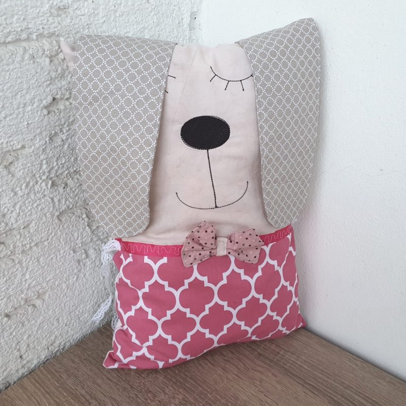Nestchen Kissen für Bettumrandung in Form eines Hund