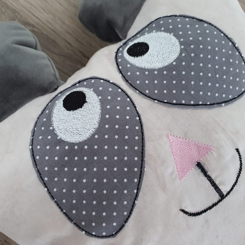 Nestchen Kissen für Bettumrandung in Form eines Panda