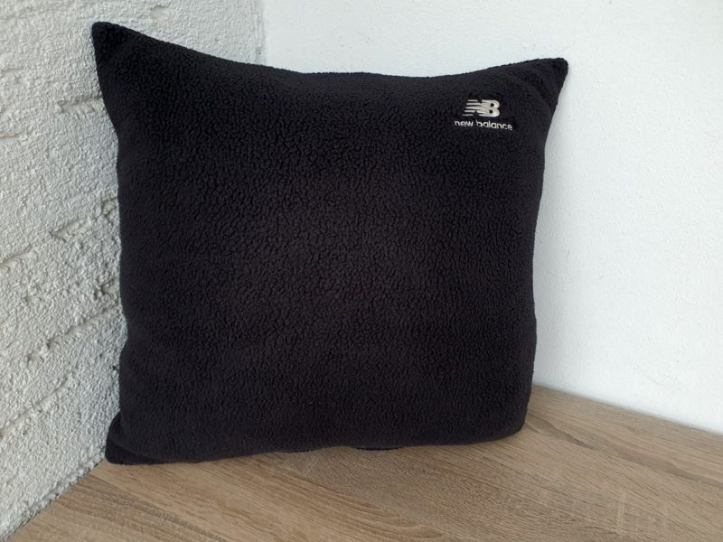 Kissen aus Pullover zur Trauerbegleitung