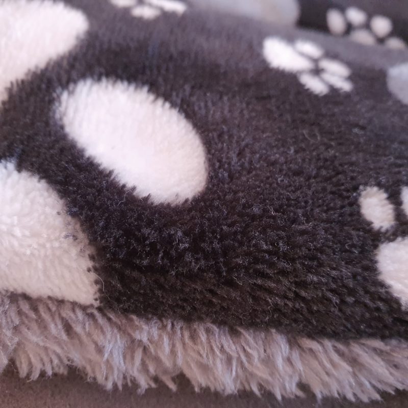 Sofaschoner für Hunde, Wellnessfleece weiches kleines Deckchen als Schutz für Sofa