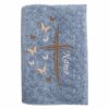 Geschenk zur Erstkommunion - Gotteslobhülle Kreuz mit Schmetterlingen und mit Name bestickt.