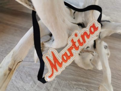 Lesezeichen für Kinder und Jugendliche, perfekte Geschenke zur Einschulung. Lesezeichen bestickt mit Name