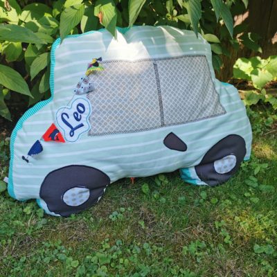 Autokissen in XL als Dekokissen und als Kopfstütze in Auto, Camper, Campingwagen. Individuelle Stoffauswahl, Wimpel und Namenszug