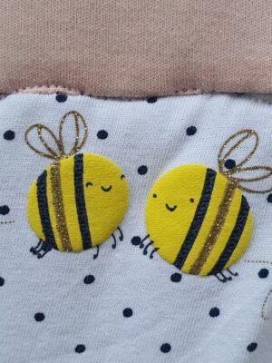 diese kleine Bienchen bekommen einen Sonderplatz auf der Erinnerungsdecke