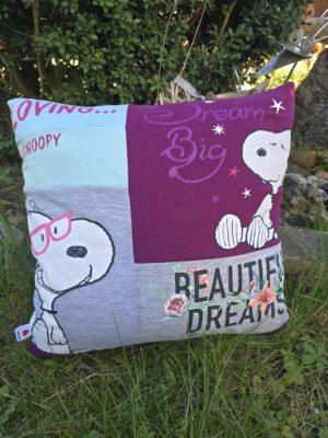 Erinnerungskissen genäht aus Lieblingskleidung und Kleidugn von Verstorbenen.