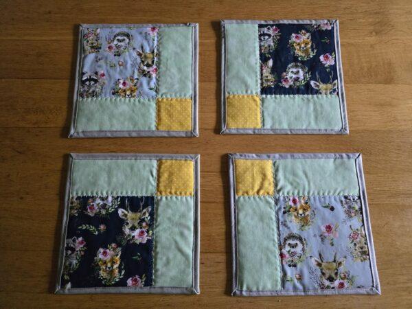 Platzsets "Waldtiere" 4er Set Patchwork / Cocktail Untersetzer / Patchwork Mitteldeckchen, Table Topper