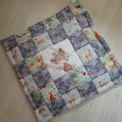 DouDou Patchworkdecke mit Panel mittig zum Pauschalpreis.