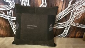 Erinnerungskissen genäht aus Lieblingskleidung und Kleidugn von Verstorbenen.