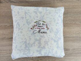 Erinnerungskissen genäht aus Lieblingskleidung und Kleidugn von Verstorbenen.