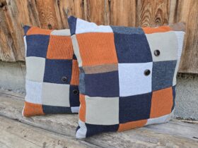 Erinnerungskissen genäht aus Lieblingskleidung und Kleidugn von Verstorbenen.