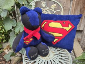 Erinnerungsbär BENNY als Memorybär genäht aus Kleidung von Verstorbenen