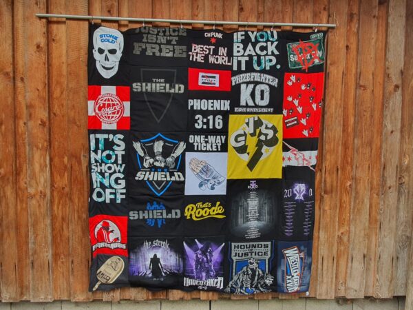 Decke aus T-Shirts, Trikots – Bild 8