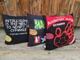 Erinnerungskissen genäht aus Lieblingskleidung und Kleidugn von Verstorbenen.