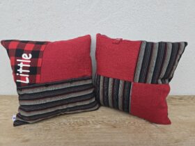 Erinnerungskissen genäht aus Lieblingskleidung und Kleidugn von Verstorbenen.