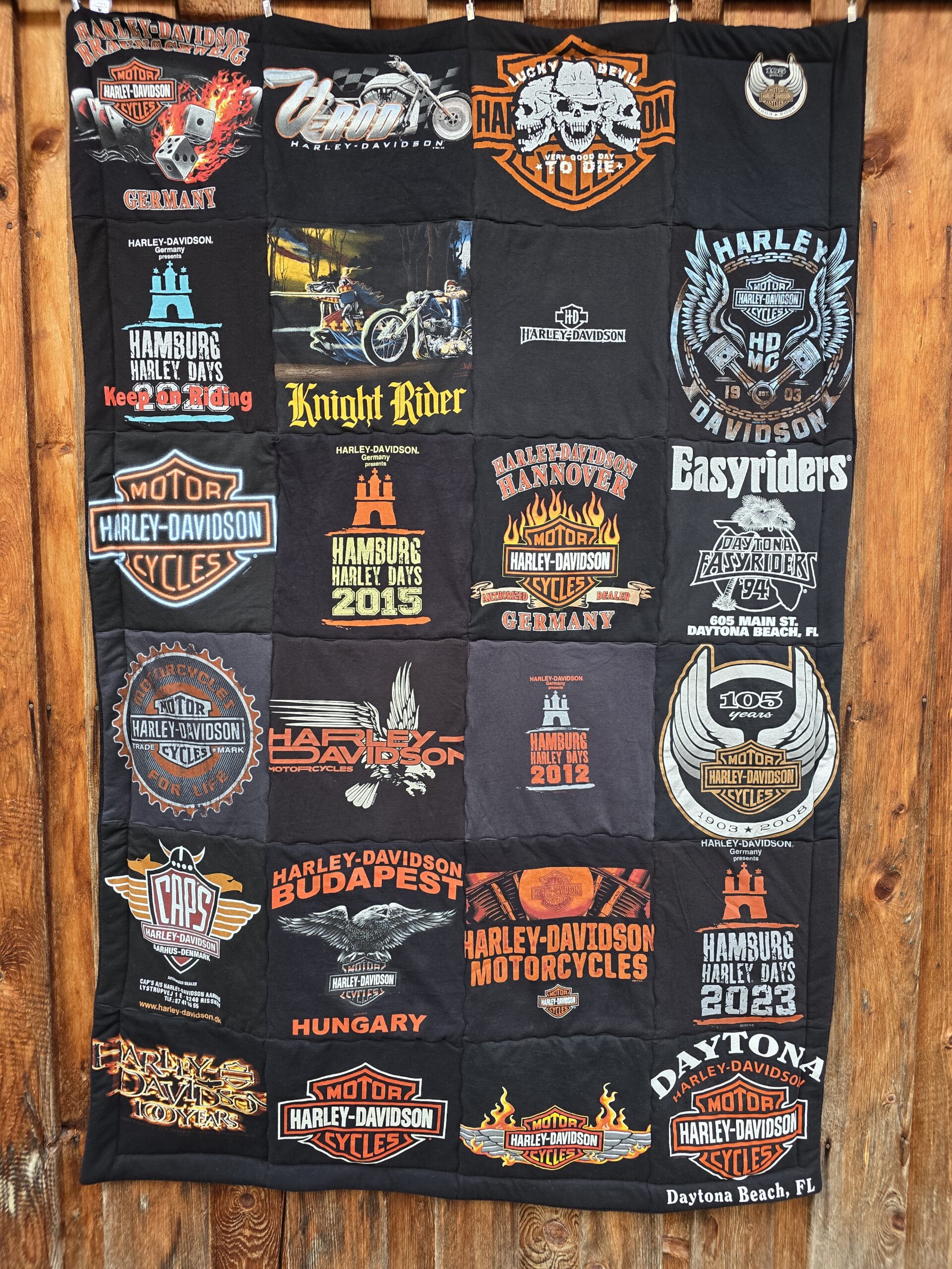 Patchworkdecke aus T-Shirts