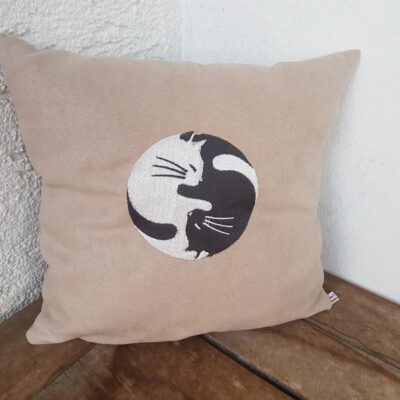 Bestricktes kleines Dekokissen