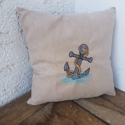 Bestricktes kleines Dekokissen