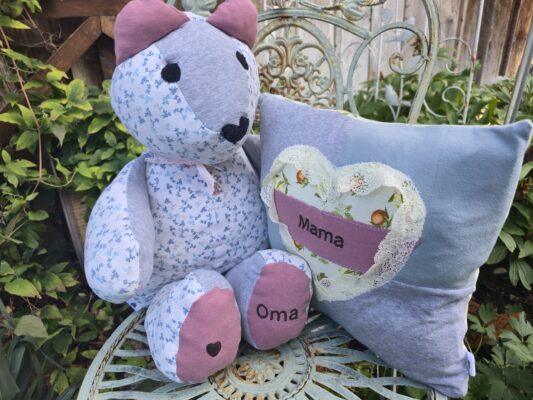 Erinnerungskissen genäht aus Lieblingskleidung und Kleidugn von Verstorbenen.