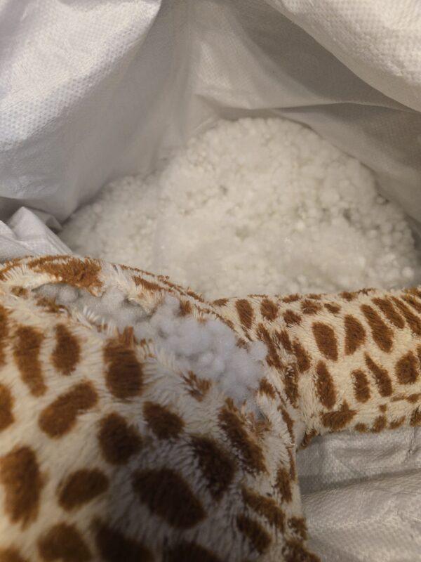 Neue Füllwatte für dein Lieblingskuscheltier in der Flausch-Ambulanz von E-LoCin Handarbeiten